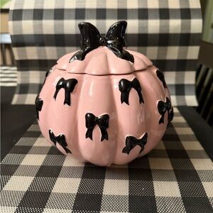 Pink pumpkin with black bows ceramic canister